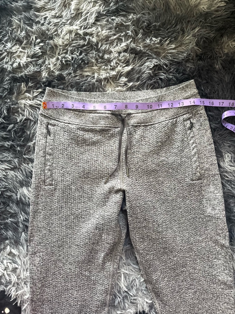 Lululemon Engineered Warmth Merino Wool-Blend Joggers  with Rib-Knit Design SZ 6 - Picture 7 of 10